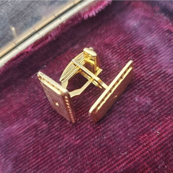 Gold plated envelope high end cufflinks unisex men or women accessory - Picture 3 of 3